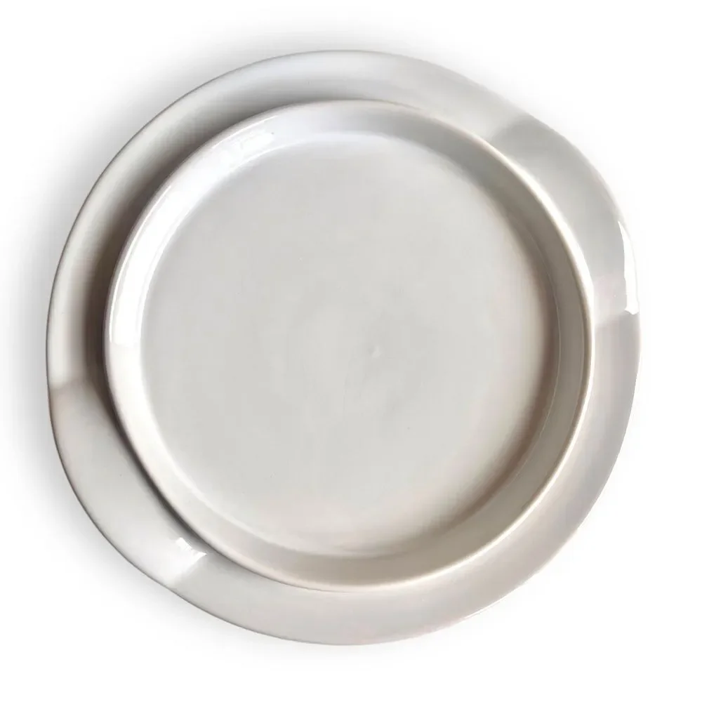 Crate&Barrel Cream White Stoneware  Brie Baking Appetizer Dish with Vented Lid